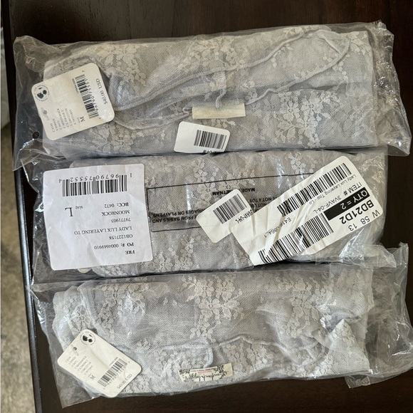 🎉LAST PIECE🎉FREE PEOPLE Lady Lux Layering Top Moonrock - Picture 7 of 8